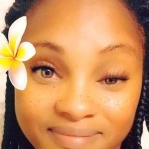 Meet your Posher, Renee